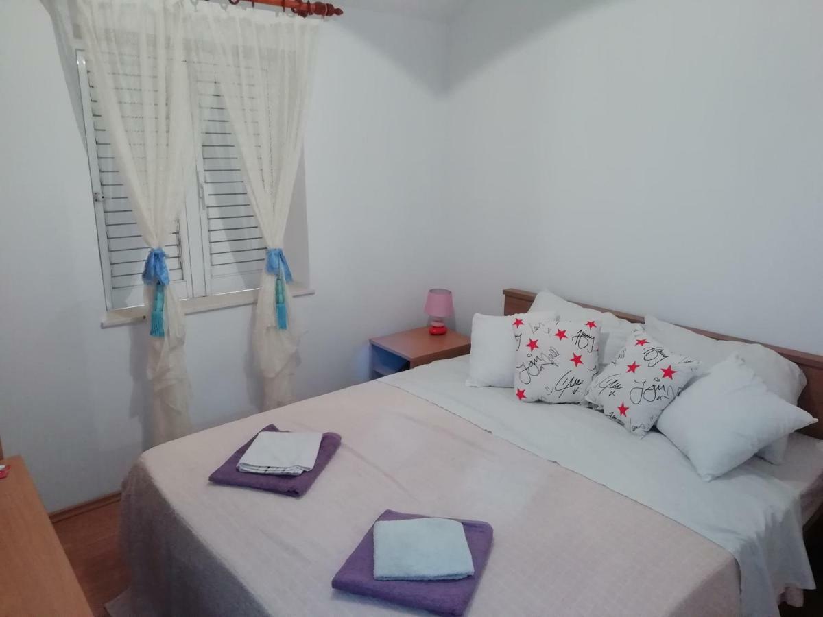 Apartman Radic Стон Екстериор снимка