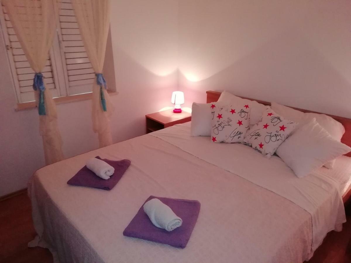 Apartman Radic Стон Екстериор снимка