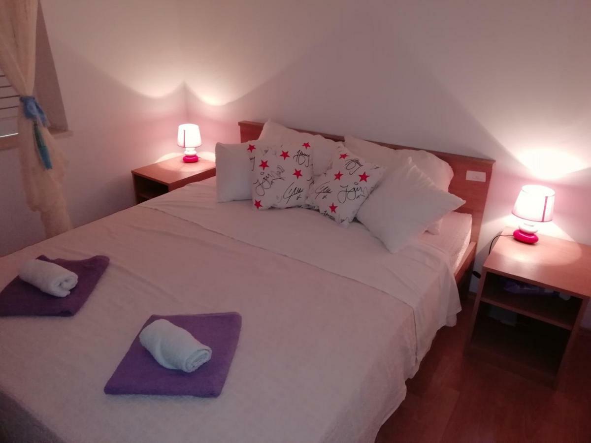 Apartman Radic Стон Екстериор снимка